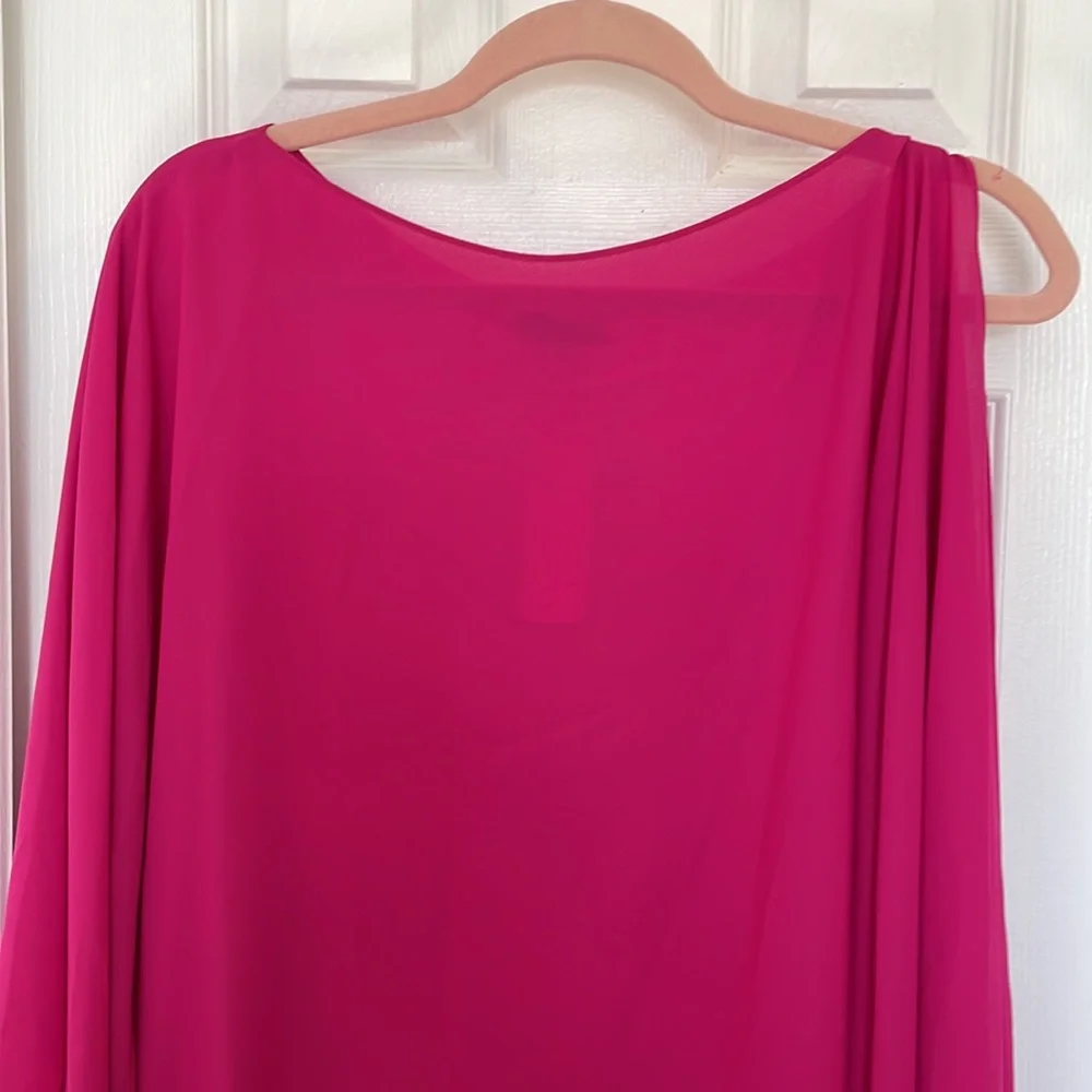 VINCE CAMUTO HOT PINK poncho style boatneck TOP Blouse 1 open shoulder Size M - Picture 2 of 9